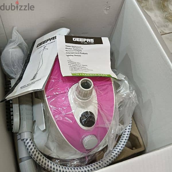 Garment steamer color white and pink color 3