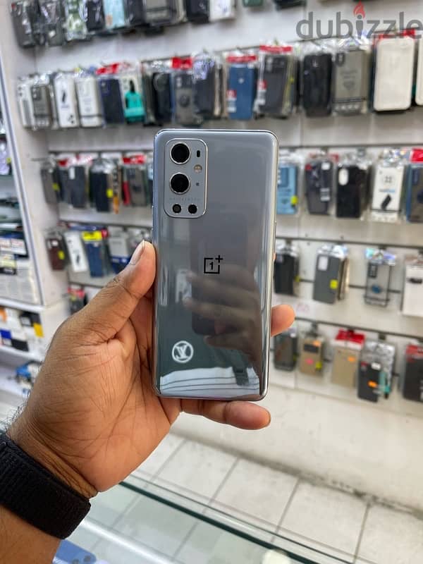 OnePlus 9Pro 12gb ram 256gb storage 2