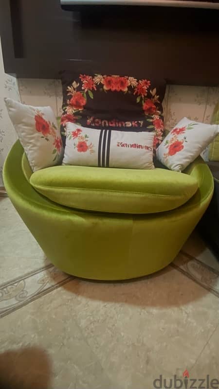 green swivel chair - rarely used 2