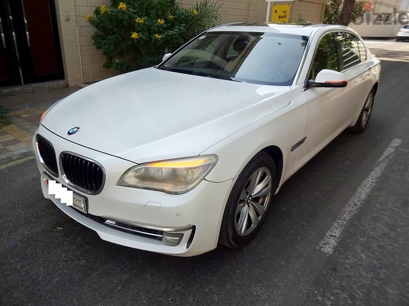 BMW 740Li 3.0 L 2013 White V6 Single User Agent Maintained Urgent Sale 4