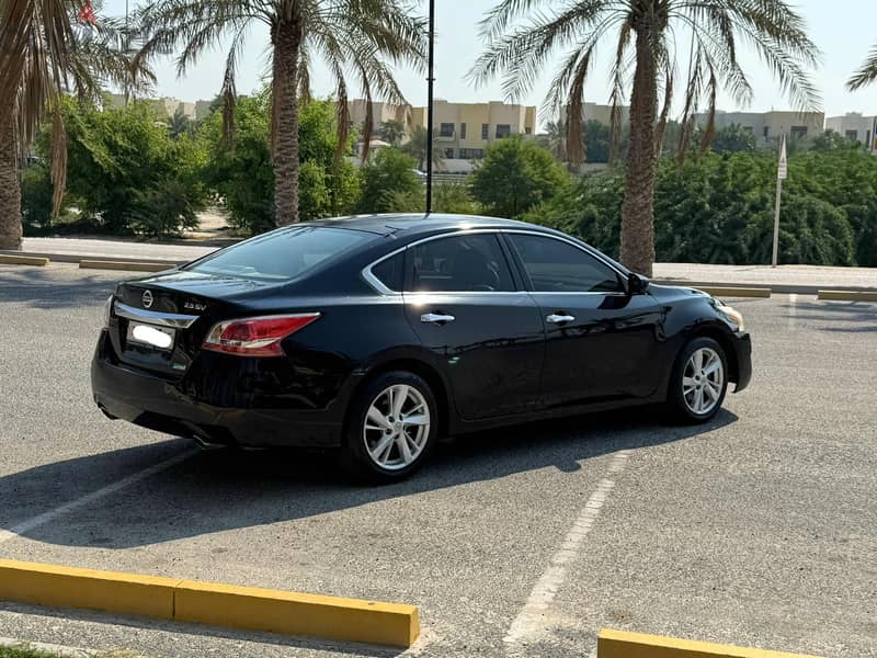 Nissan Altima 2013 black 5