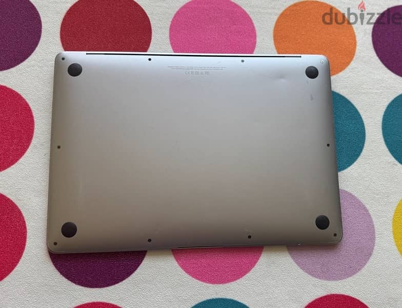 Apple MacBook Air 13inch (2019) 8gb 128gb see details 6