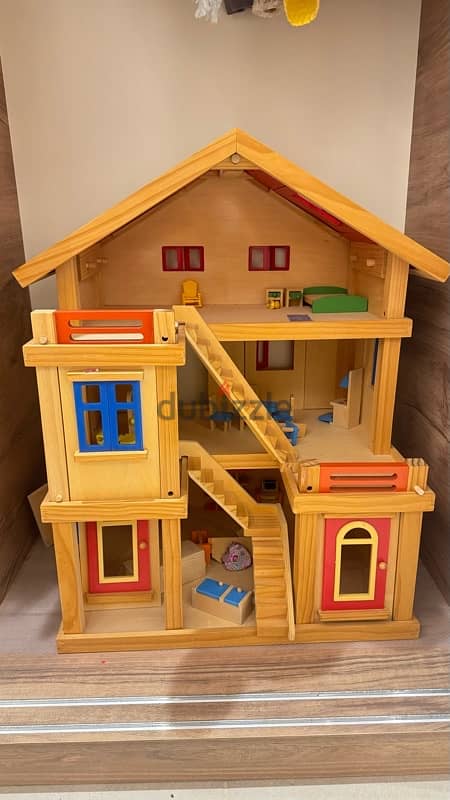 Wooden Doll house 2