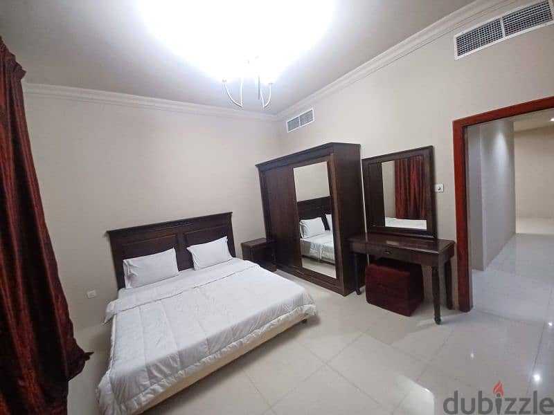 1 bed space available in juffair Very big apartment 1