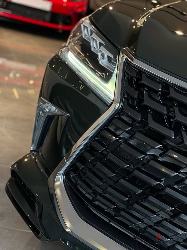 Lexus LX-Series 2021 4