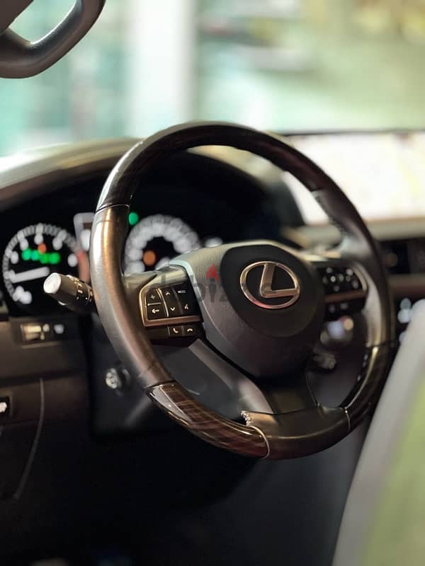 Lexus LX-Series 2021 6