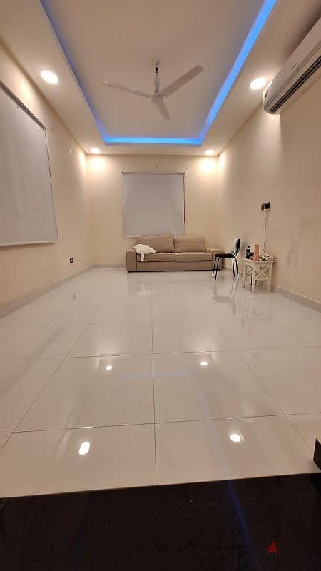 للايجار فيلا في سار نص مفروش For rent a villa in saar 4