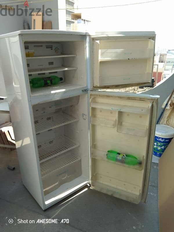 GOOD CONDITION FRIDGE FOR SALE 1