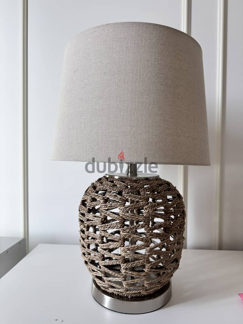 Table lamp 0