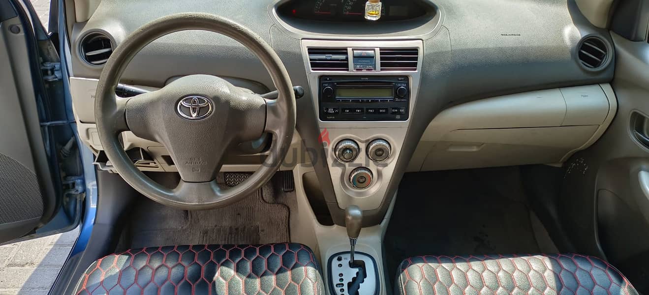 Toyota Yaris 1.3L - 2010 3