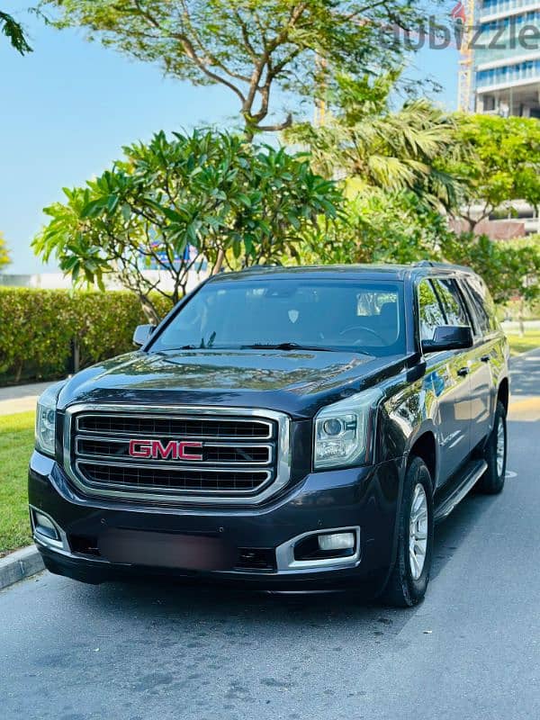 GMC Yukon XL 2015 MODEL . 1 Year Passing&insurance till September-2025 0