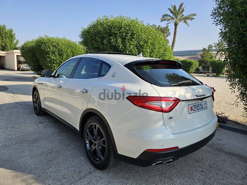 MASERATI LEVANTE 2018 3