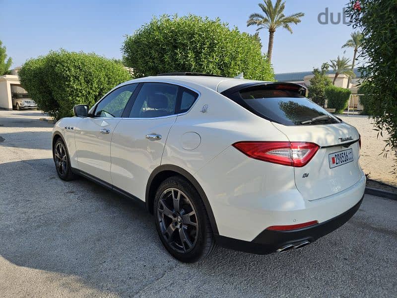 MASERATI LEVANTE 2018 4