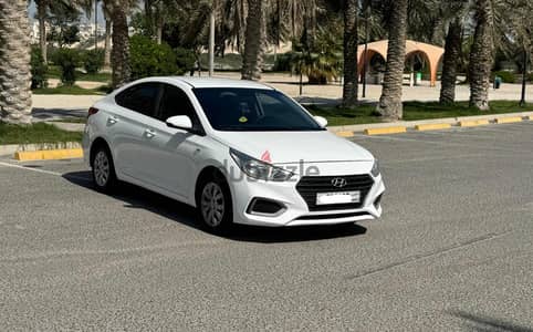 Hyundai Accent 2019 white