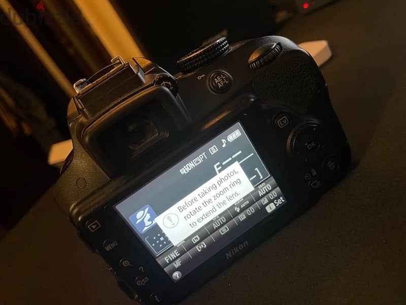 Dslr Nikon D3300 - 90 BHD Negotiable - like New 2