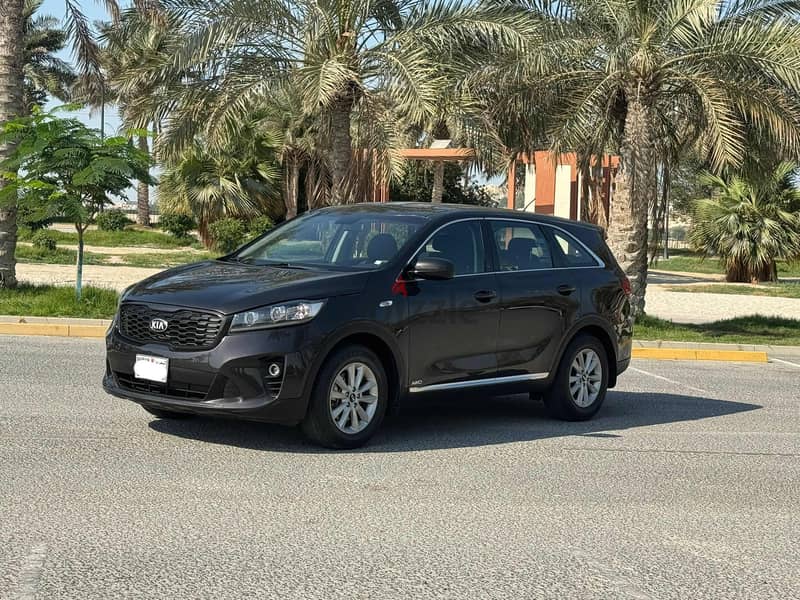 Kia Sorento 2018 brown 1