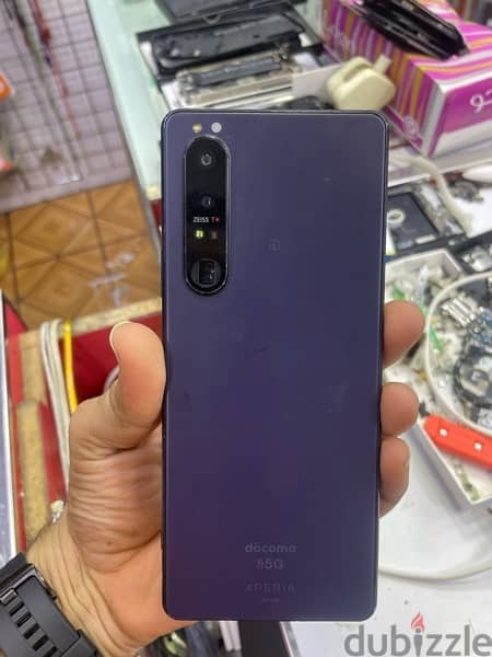 sony xperia 1-3 0