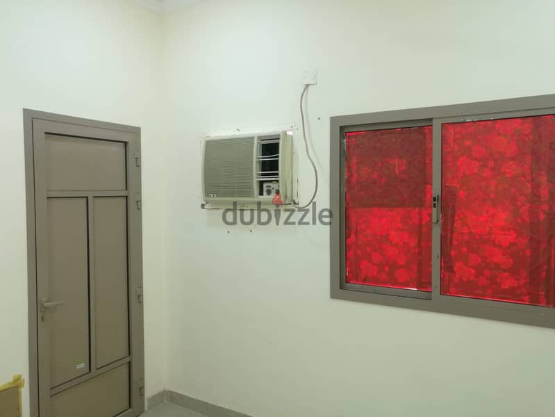 For rent 2br in Qudaibiya near Bahrain Plaza and Tariq Pastries B. D200 0