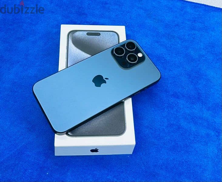 iPhone 15 pro max blue titanium 256 gb battery health 100 cycle count 2