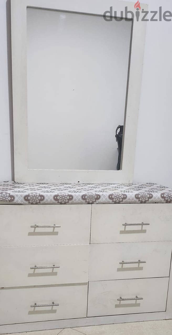 Dressing Table for Sale – Only 5 BD! 0