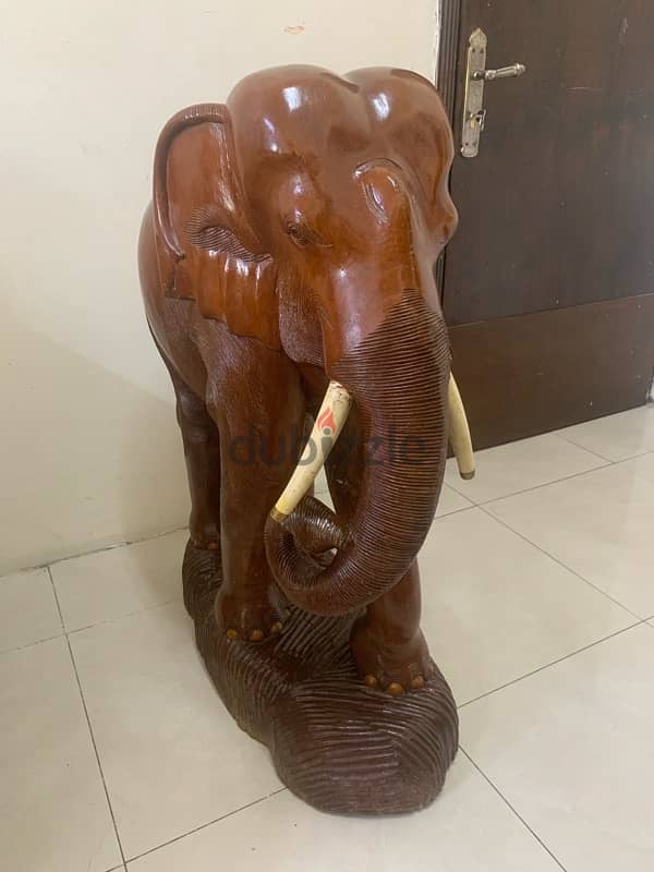 solid wooden elephant antic for house or garden 2