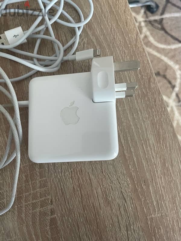 laptop charger or iPhone charger both 1