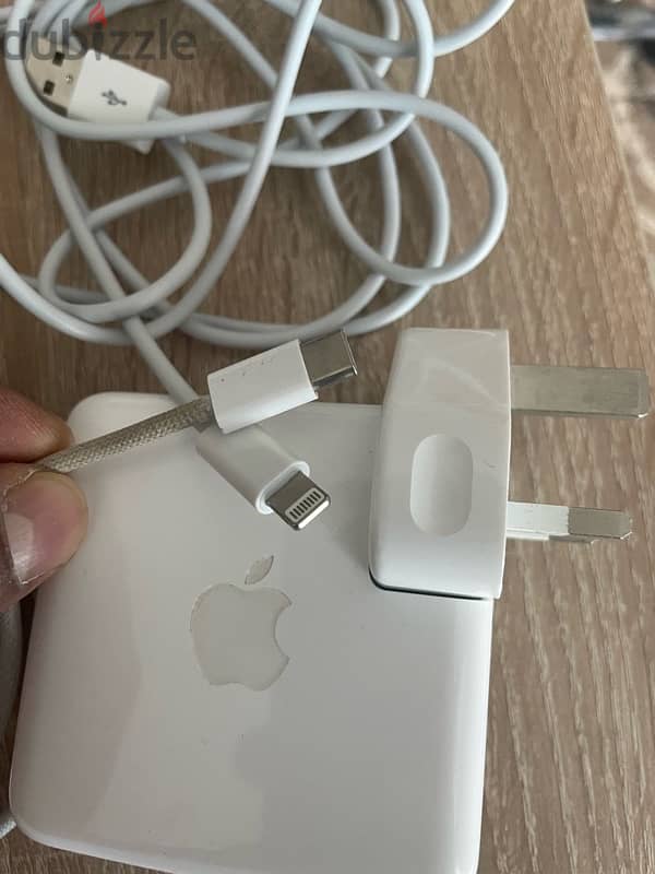 laptop charger or iPhone charger both 2