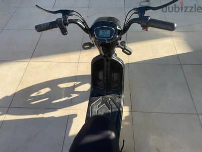 electric scooter used and the price is negotiablel