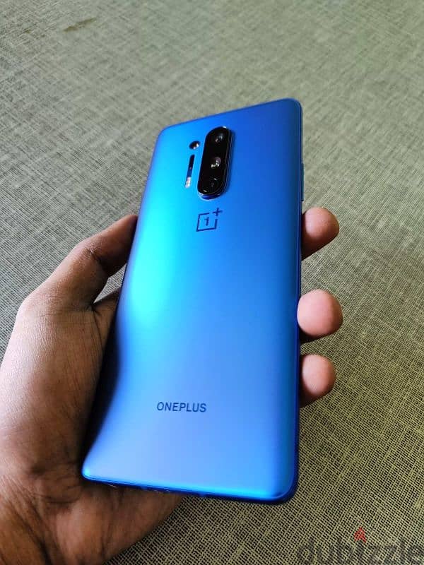 urgent sell OnePlus 8 pro ram 12+12/256 gb 0