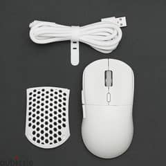 Wireless gaming mouse 0