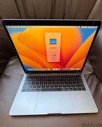 Apple MacBook Pro 13” (2017) 8gb 128gb very good