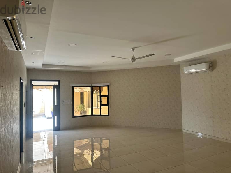 New villa for Rent in Jurdab close to Sanad & Isa Town 16