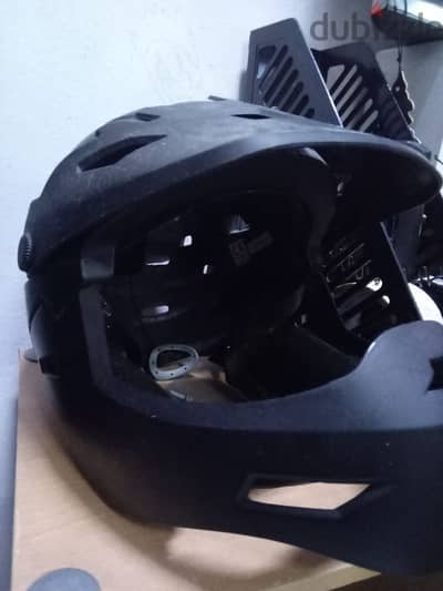 BIKE HELMET