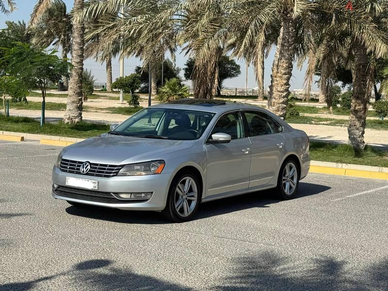 Volkswagen Passat 2013 silver 1