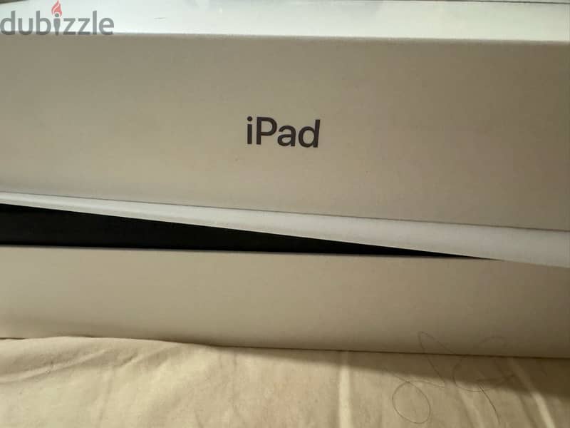 BARELY USED IPAD FOR SALE 10”2 9TH GEN 64GB 3