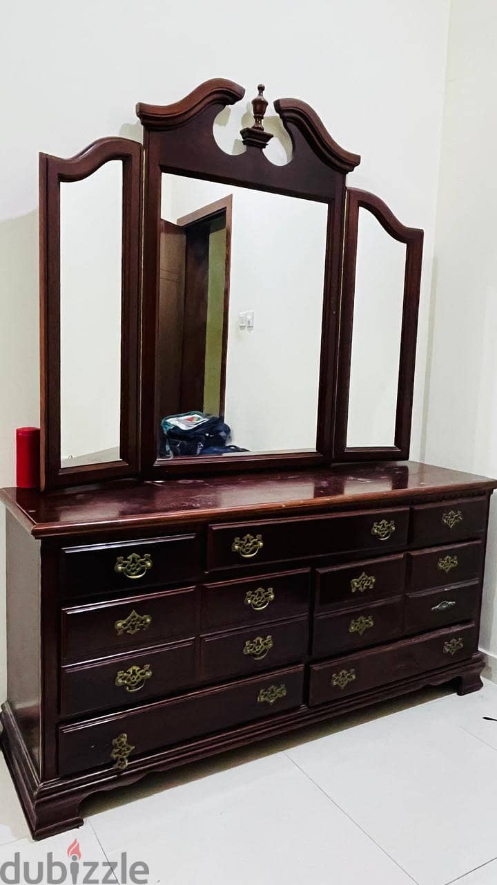 Dressing table 1