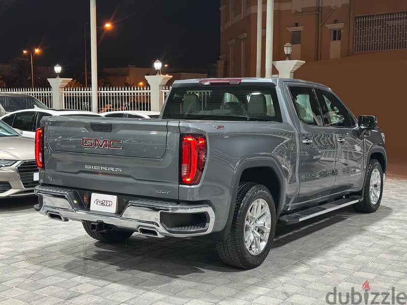 GMC Sierra 2021 SLT 13