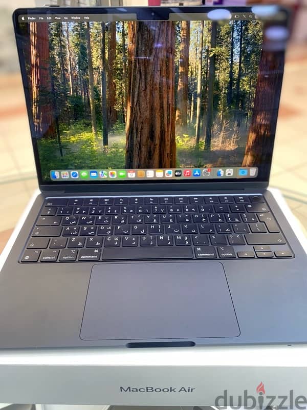 Used MacBook Air 13inch M3 512GB 4