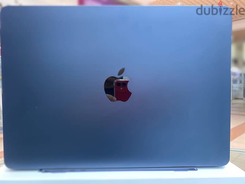 Used MacBook Air 13inch M3 512GB 5