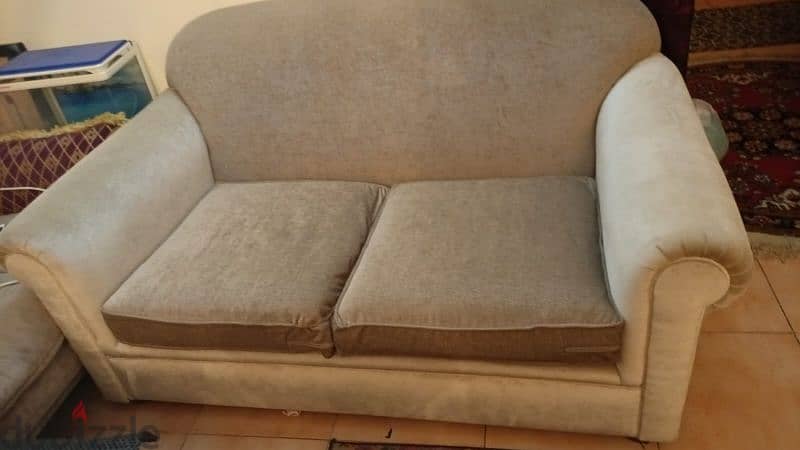 2 pcs sofa 1