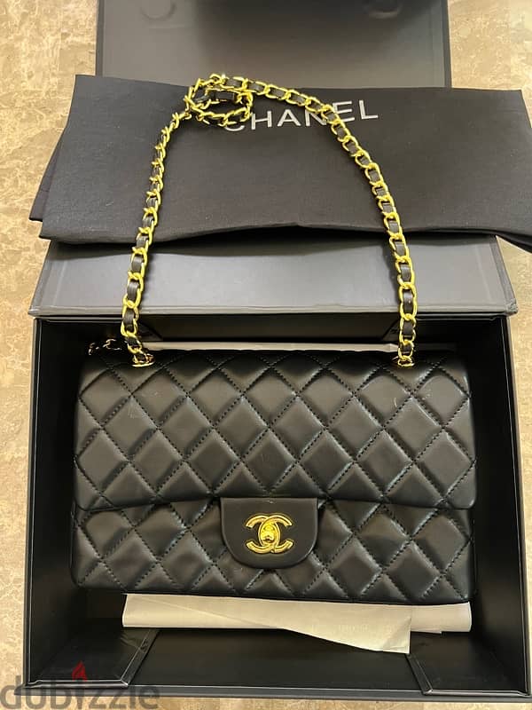 Chanel hand bag 0