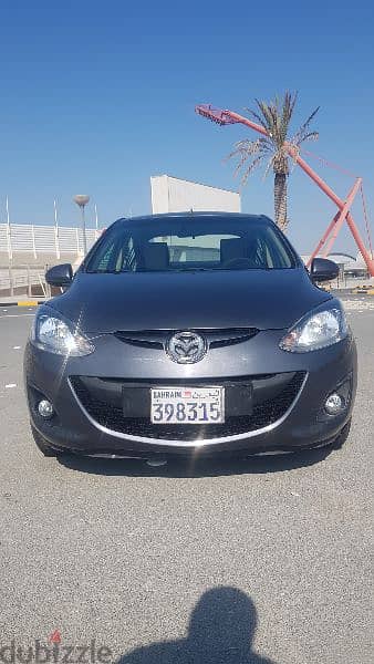 Super clean Mazda 2 2012