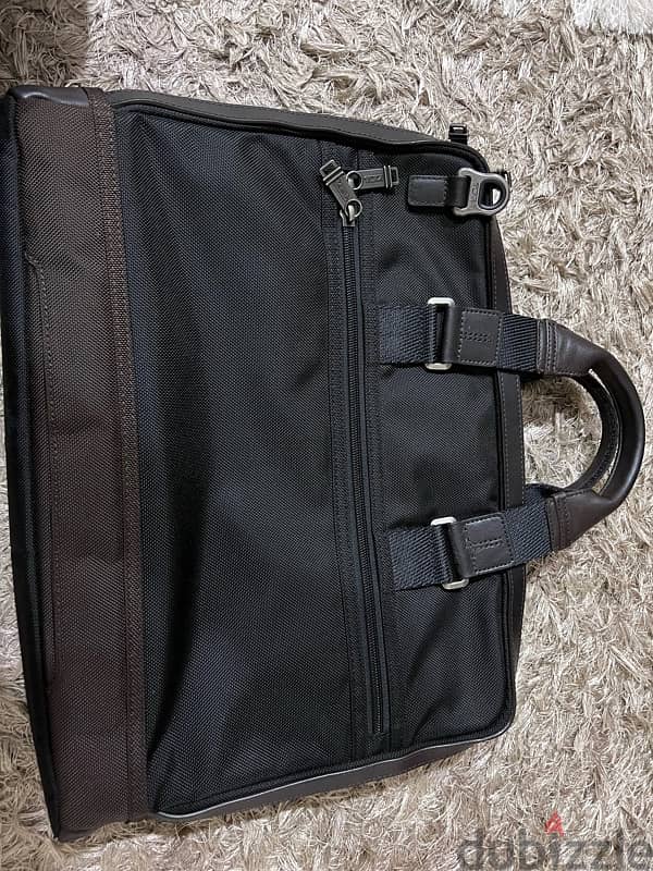 TUMI BREIFCASE BROWN FOR SALE 100 BHD ONLY!! 0