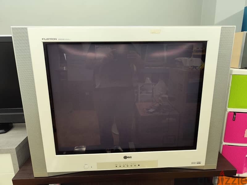 Very rare LG Television big screen 0