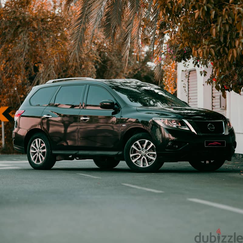 Nissan Pathfinder 2015 1