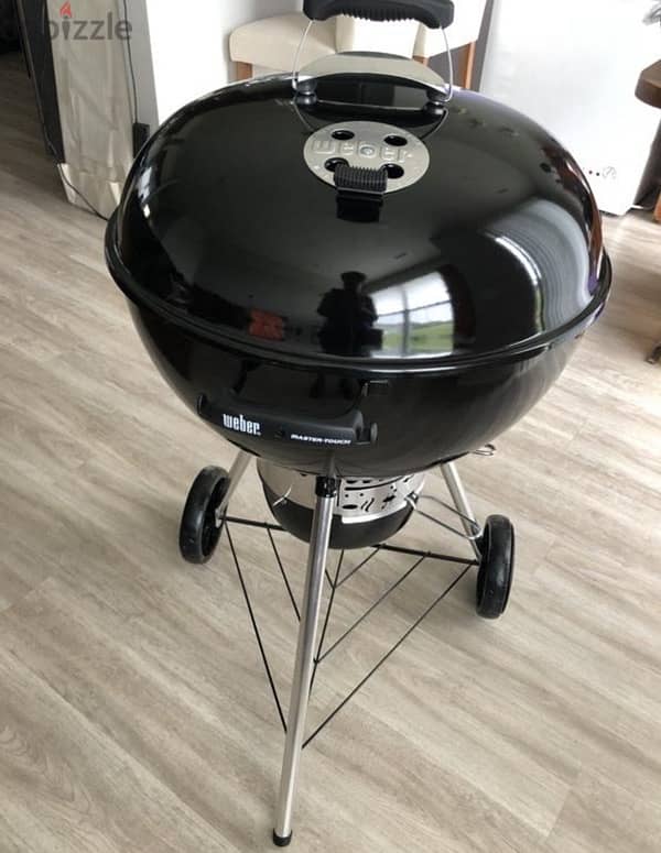 Weber Master charcoal grill 1