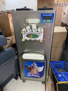 Ice cream machine 0