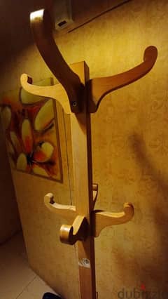 wooden clothes hanging stand 0