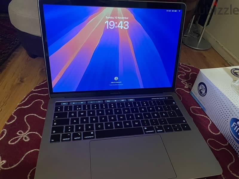 MacBook Pro 13 (128 GB, Space Grey 2019) 1