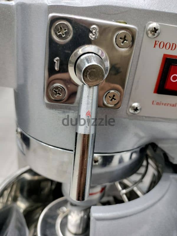 Full Body S/S Food Mixer  . 3 speed for different item(low medium high) 4